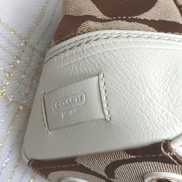 COACH  Signature Stripped TurnLock CarryAll Shoulder Bag - Picture 9 of 15